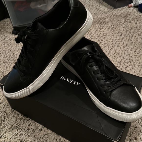 Black/White casual shoe - Picture 4 of 5